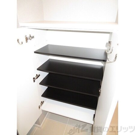 スペーシア江坂広芝町の物件内観写真